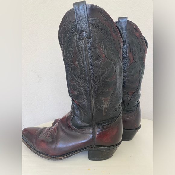 Mens Dan Post Black Cherry Leather Cowboy Boot | Size 8 - Picture 3 of 9